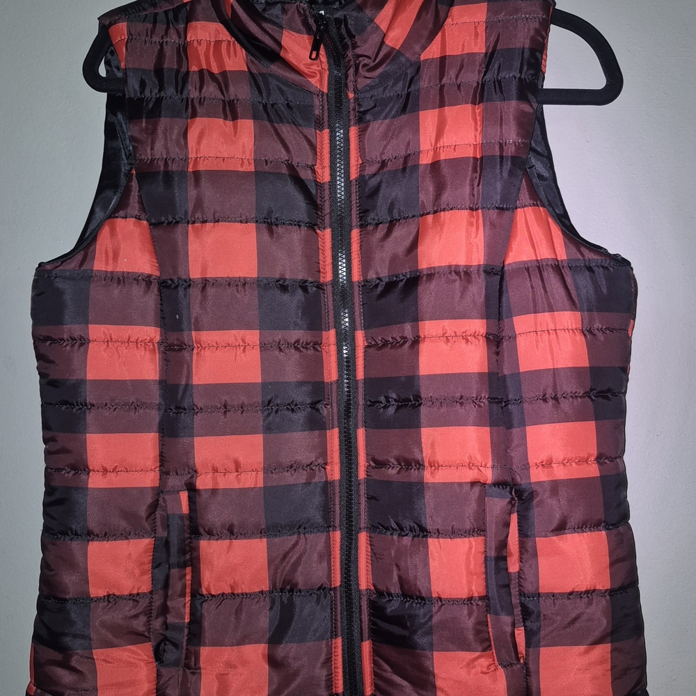 Rue21 Red and Black Plaid Puffer Vest